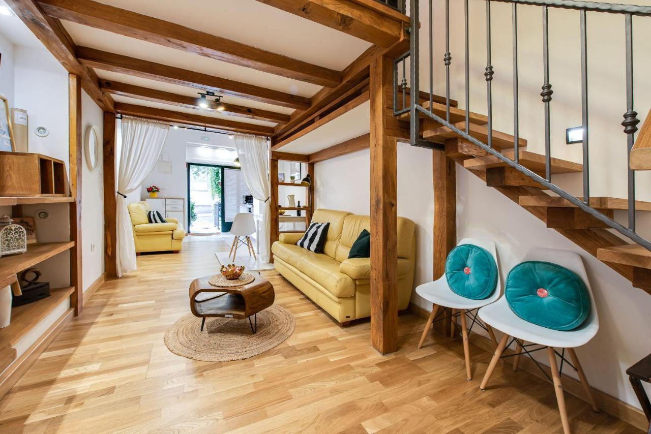 La Guardia Apartment With Free Private Parking Fiume Esterno foto