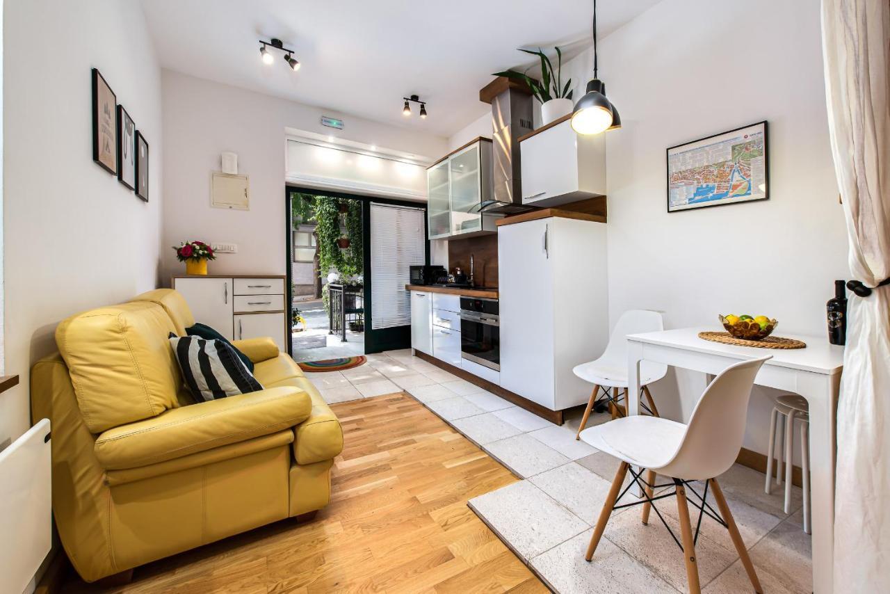 La Guardia Apartment With Free Private Parking Fiume Esterno foto